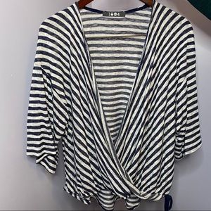 Coin 1804 knit wrap top